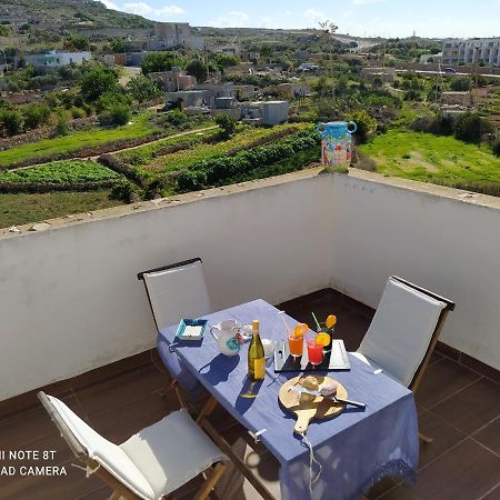 Mellieha Beach Apartamento Exterior foto