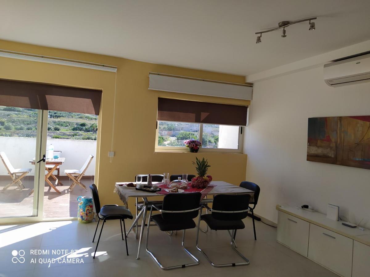 Mellieha Beach Apartamento Exterior foto