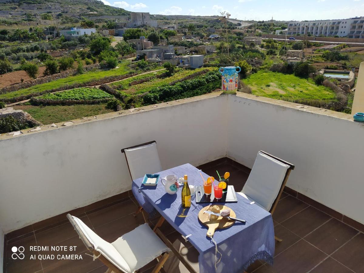 Mellieha Beach Apartamento Exterior foto
